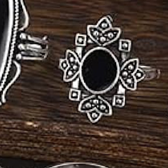 ✨NWT✨Medium Tourmaline Sterling Silver stacking fashion Ring✨ - Picture 2 of 6